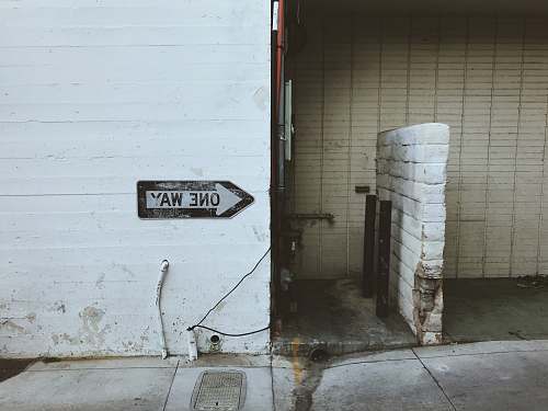santa monica one way street signage on wall united states
